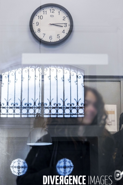 Illustration dans les écoles, collèges et lycées de Paris et d Île-de-France.