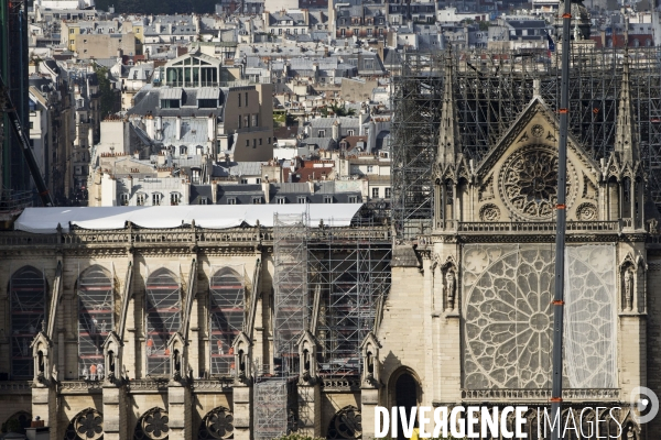 Les travaux sur la cathédrale Notre-Dame de Paris après l incendie