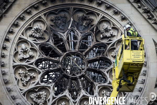 Les travaux sur la cathédrale Notre-Dame de Paris après l incendie