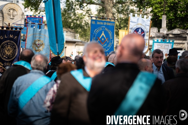 Rassemblement des franc-maçons au cimetière du Père Lachaise