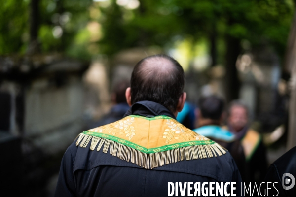 Rassemblement des franc-maçons au cimetière du Père Lachaise