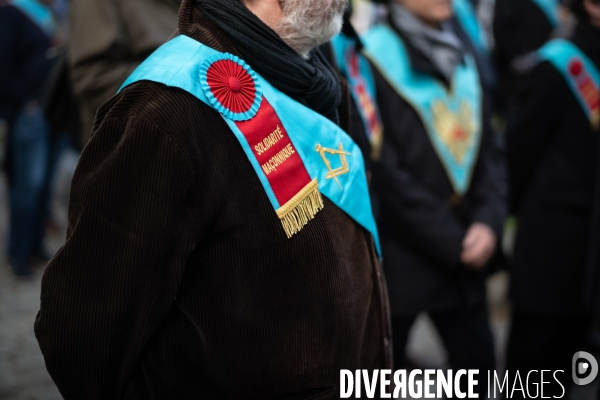 Rassemblement des franc-maçons au cimetière du Père Lachaise