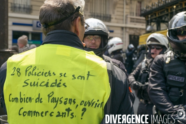 Défilé du 1er mai à Paris