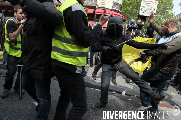 Premier Mai 2019 Black Bloc Paris.