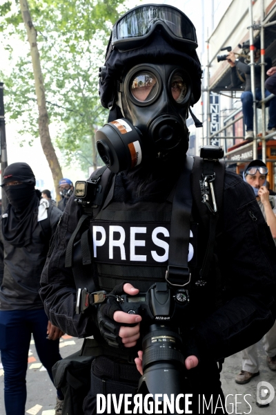 La Couverture Médiatique des Gilets jaunes à Paris. TheÊMedia CoverageÊof theÊYellow Vests Revolt in Paris.