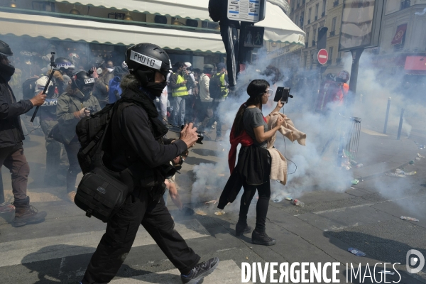 La Couverture Médiatique des Gilets jaunes à Paris. TheÊMedia CoverageÊof theÊYellow Vests Revolt in Paris.