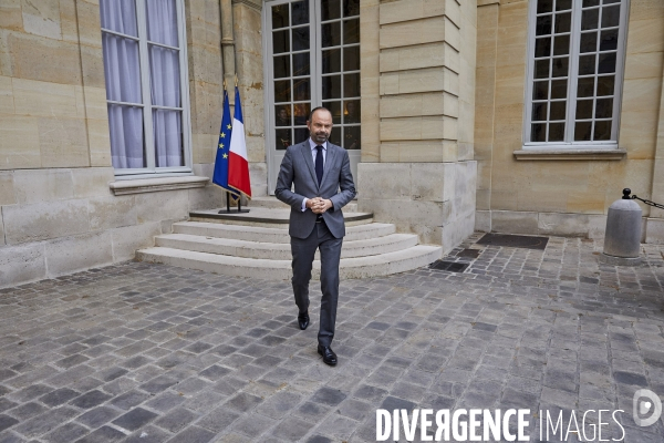 Matignon, Edouard Philippe et partenaires sociaux pour mesures Macron, suite gilets jaunes