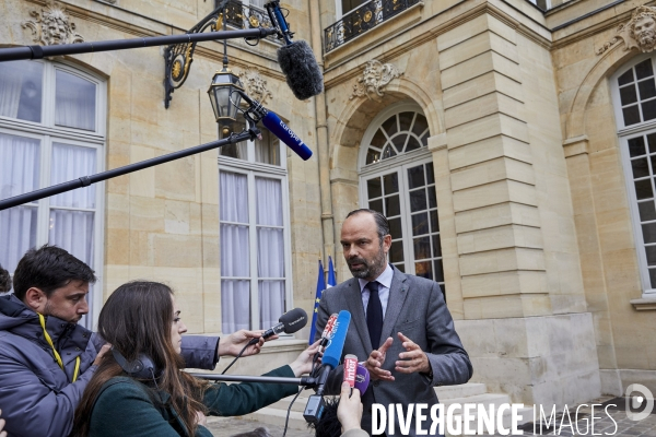 Matignon, Edouard Philippe et partenaires sociaux pour mesures Macron, suite gilets jaunes