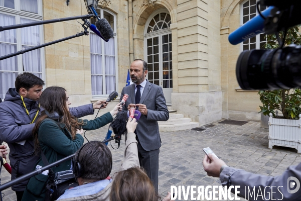 Matignon, Edouard Philippe et partenaires sociaux pour mesures Macron, suite gilets jaunes