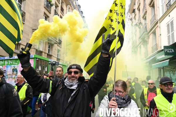 Manifestation des gilets jaunes. Acte 25.