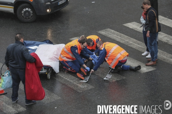 Accident de scooter , rue de vaugirard paris