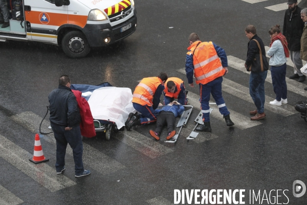 Accident de scooter , rue de vaugirard paris