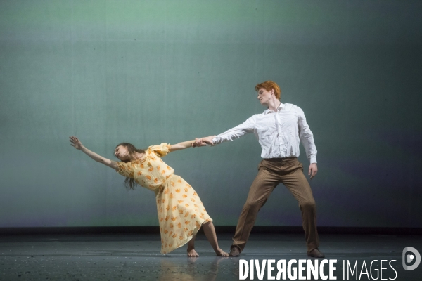 IOLANTA - CASSE-NOISETTE troisième partie CASSE-NOISETTE - Pas de deux et variations - Sidi Larbi Cherkaoui