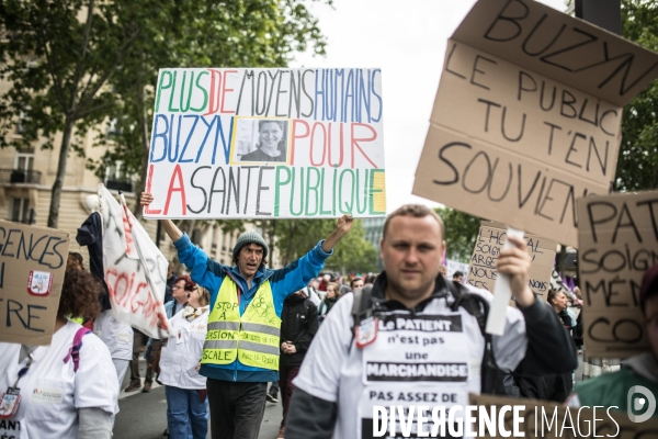 Manifestation à Paris pour la fonction publique
