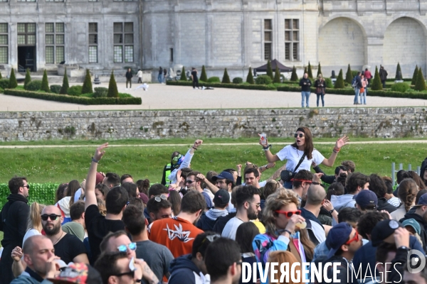 Festival électro de Chambord en partenariat avec Cercle, producteur de concerts dans des lieux prestigieux. 20.000 personnes réunies pendant 12 heures de concert face au château.