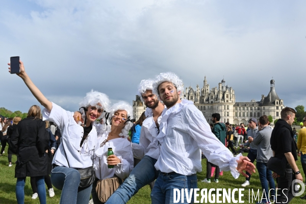 Festival électro de Chambord en partenariat avec Cercle, producteur de concerts dans des lieux prestigieux. 20.000 personnes réunies pendant 12 heures de concert face au château.