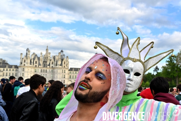 Festival électro de Chambord en partenariat avec Cercle, producteur de concerts dans des lieux prestigieux. 20.000 personnes réunies pendant 12 heures de concert face au château.