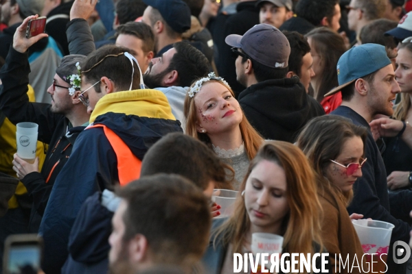 Festival électro de Chambord en partenariat avec Cercle, producteur de concerts dans des lieux prestigieux. 20.000 personnes réunies pendant 12 heures de concert face au château.