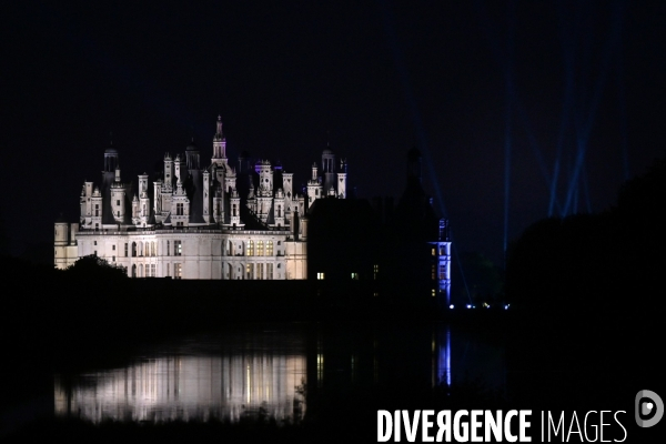 Festival électro de Chambord en partenariat avec Cercle, producteur de concerts dans des lieux prestigieux. 20.000 personnes réunies pendant 12 heures de concert face au château.