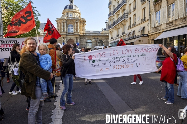 Manifestation contre la reforme Blanquer devant le senat