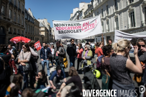 Rassemblement face au sénat contre la loi Blanquer