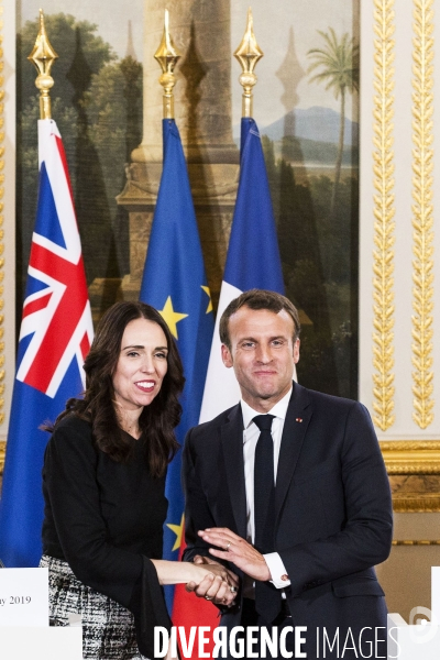 Conférence de presse d Emmanuel MACRON et de Jacinda ARDERN.