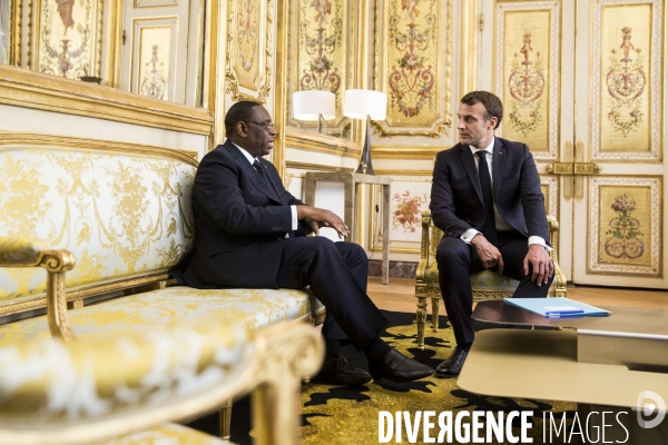 Emmanuel MACRON reçoit Macky SALL et le Roi ABDALLAH II de Jordanie