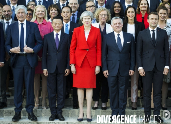 Photo de famille du lancement de l appel de Christchurch à l Elysée.