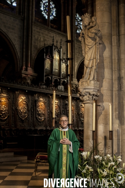 Monseigneur Patrick Chauvet- recteur de Notre-Dame de Paris - Exclusif