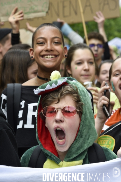 Greve mondiale pour le climat, étudiants et scolaires. Global strike for the climate with youth