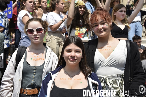 Greve mondiale pour le climat, étudiants et scolaires. Global strike for the climate with youth