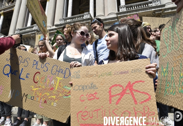 Greve mondiale pour le climat, étudiants et scolaires. Global strike for the climate with youth