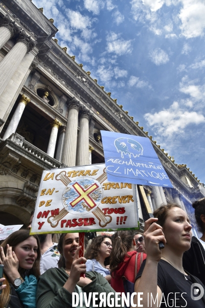 Greve mondiale pour le climat, étudiants et scolaires. Global strike for the climate with youth