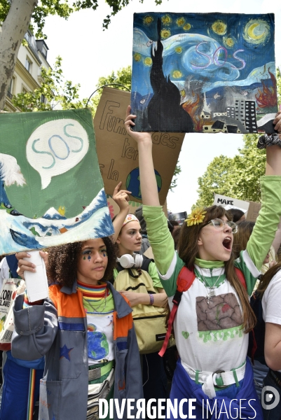 Greve mondiale pour le climat, étudiants et scolaires. Global strike for the climate with youth