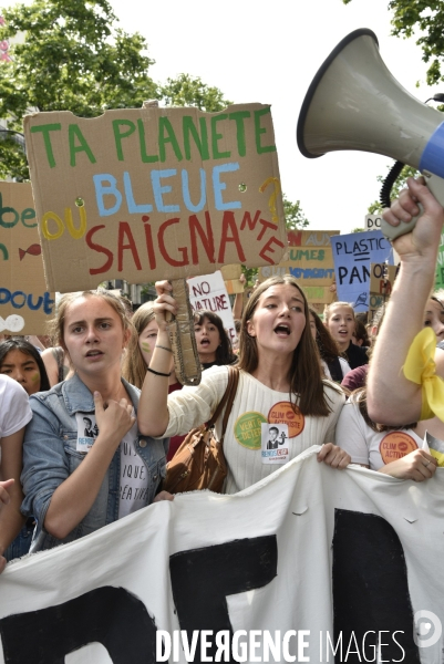 Greve mondiale pour le climat, étudiants et scolaires. Global strike for the climate with youth