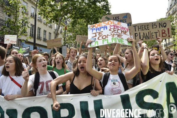 Greve mondiale pour le climat, étudiants et scolaires. Global strike for the climate with youth
