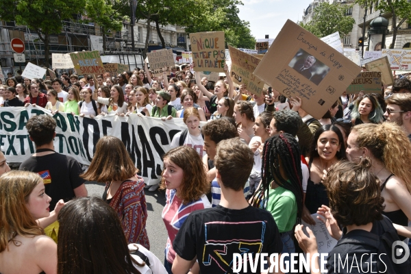 Greve mondiale pour le climat, étudiants et scolaires. Global strike for the climate with youth