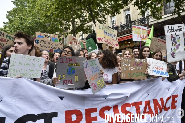 Greve mondiale pour le climat, étudiants et scolaires. Global strike for the climate with youth