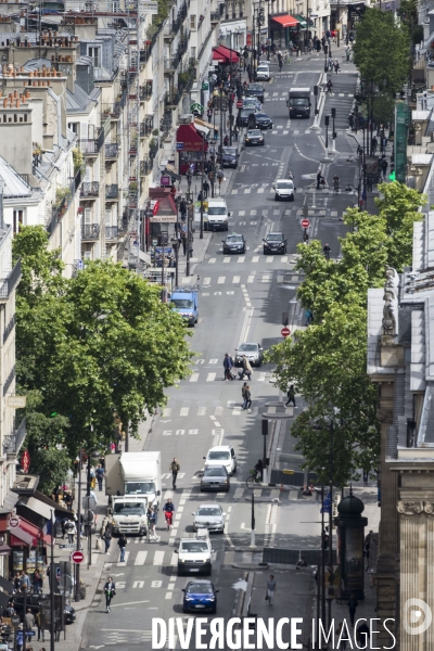 Vues de Paris, au dessus des toits.