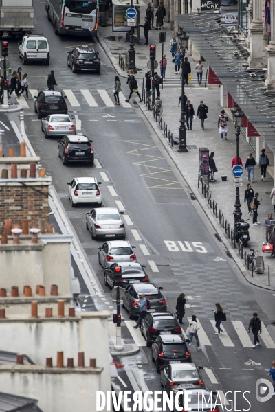 Vues de Paris, au dessus des toits.