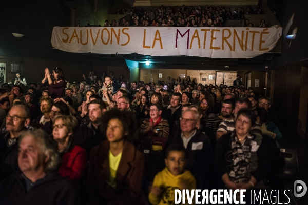 Mobilisation pour contester la fermeture de plusieurs maternités.