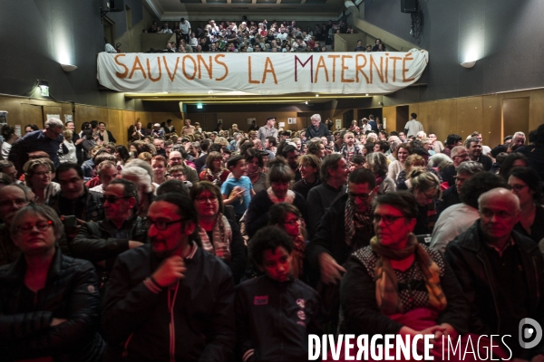 Mobilisation pour contester la fermeture de plusieurs maternités.