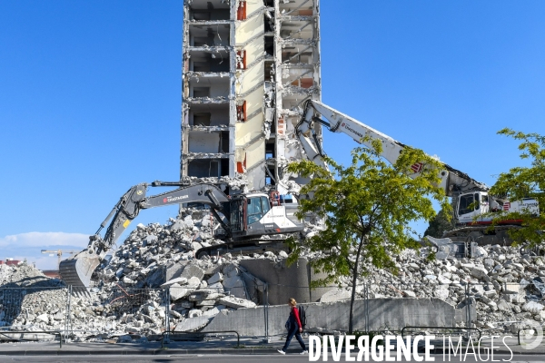 Programme national de renouvellement urbain demolition de la tour Plein Ciel à Valence