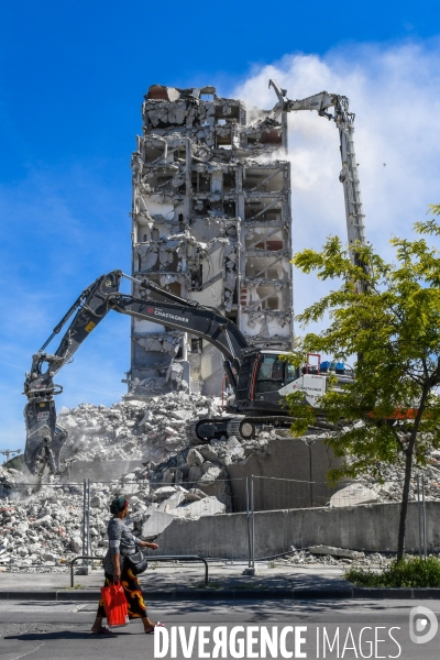 Programme national de renouvellement urbain demolition de la tour Plein Ciel à Valence