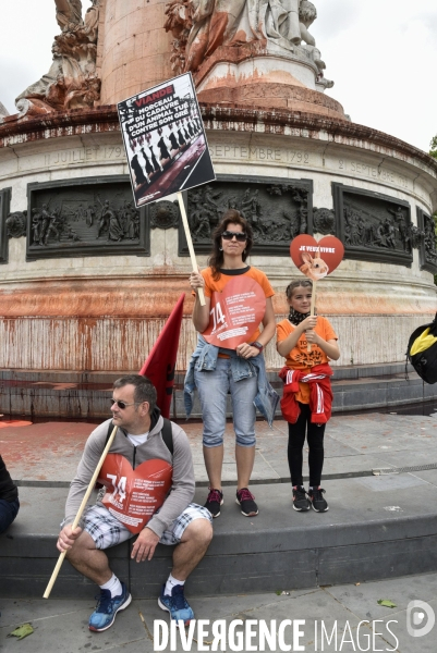 Marche L214 pour la fermeture des abattoirs 2019. Walk to the closure of slaughterhouses.