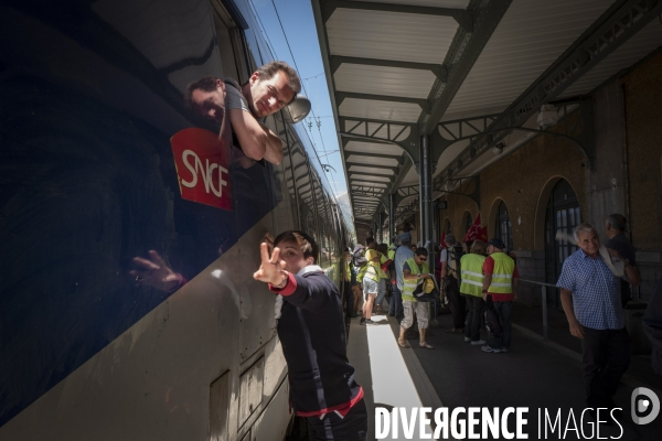 Petite Chronique d en Haut 2019 On defend le Train