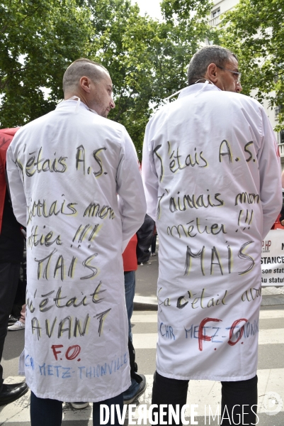 Greve nationale des hopitaux  il y a urgence , rassemblement pour la défense de l hopital public.