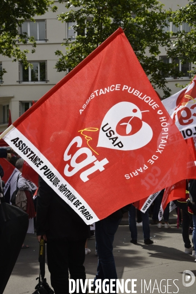 Greve nationale des hopitaux  il y a urgence , rassemblement pour la défense de l hopital public.