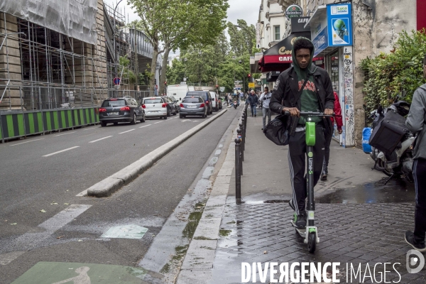 Trottinettes à Paris