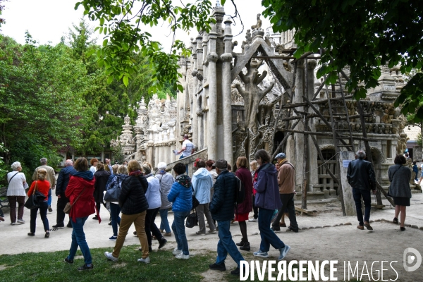 Le Palais idéal du facteur Cheval